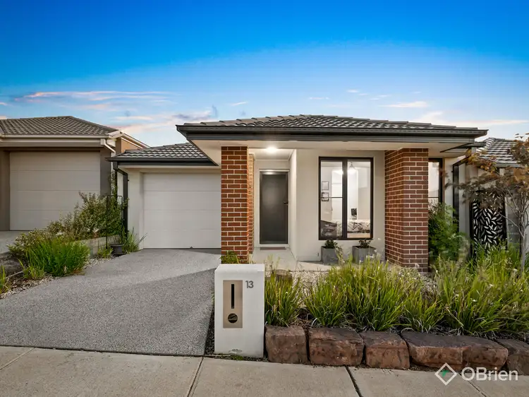 13 Swindale Way
