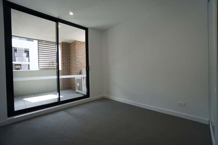 Third view of Homely apartment listing, Level 3/305/18 Hannah Street, Beecroft NSW 2119