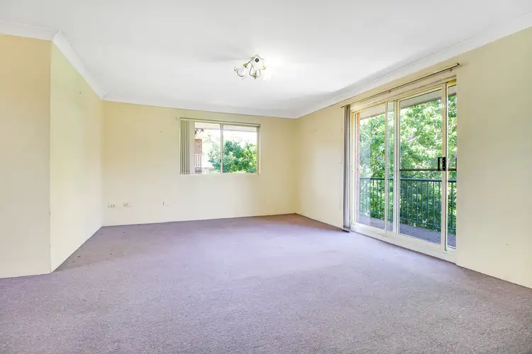 5/8 Betts Street