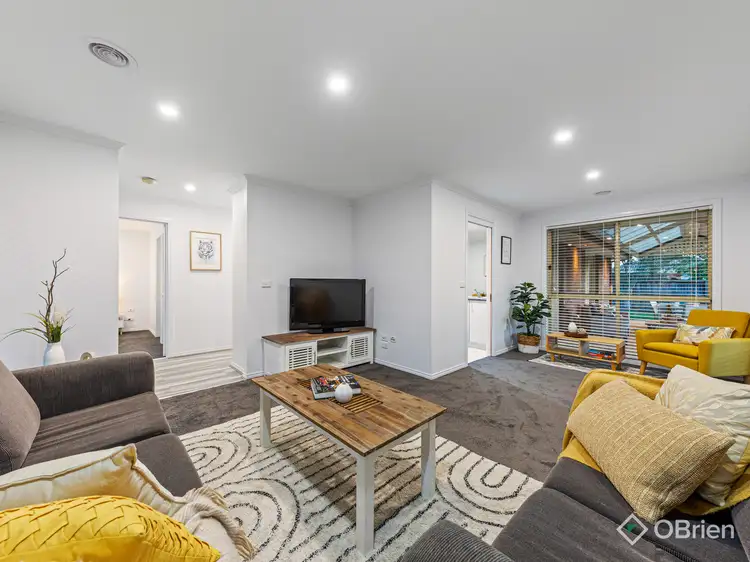 50 Chisholm Crescent