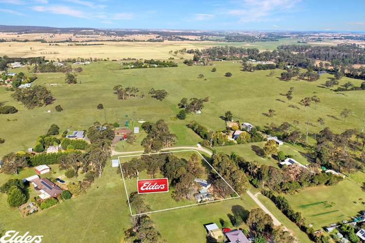 15 Gays Grove, Devon North VIC 3971