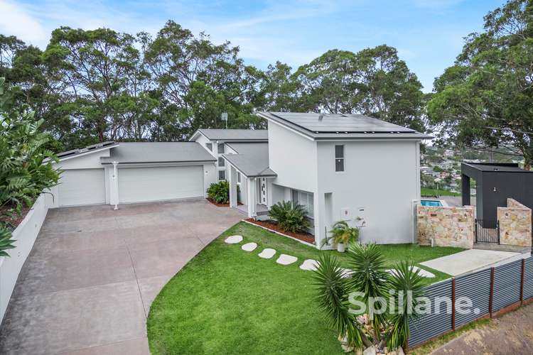 4 Castle Drive, Floraville NSW 2280