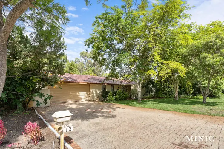 12 Grenadier Drive