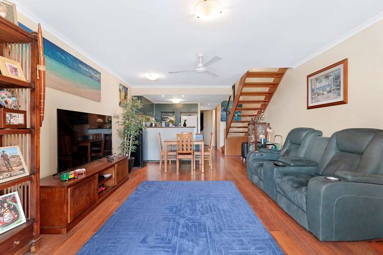 Main view of Homely apartment listing, 25/20-26 Illawong Street, Chevron Island QLD 4217