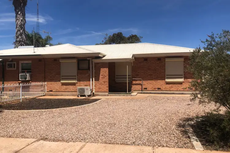 5 Simmons Street