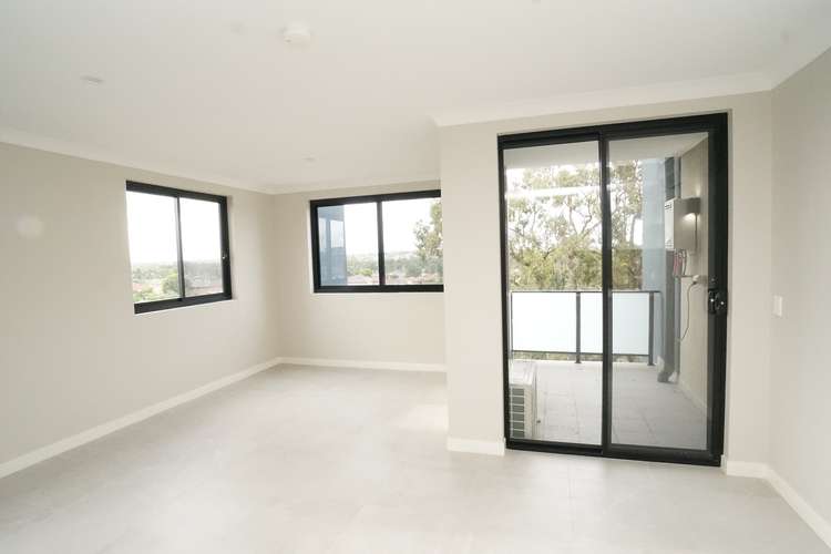 Fifth view of Homely unit listing, 301/45-47 Peel Street, Canley Heights NSW 2166