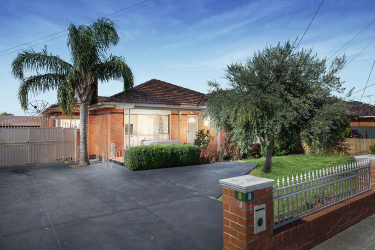 8 Eucra Street, Hadfield VIC 3046