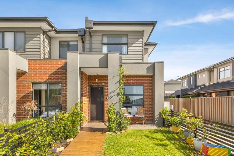 Main view of Homely townhouse listing, 2/3 Dagonet Street, Strathmore VIC 3041