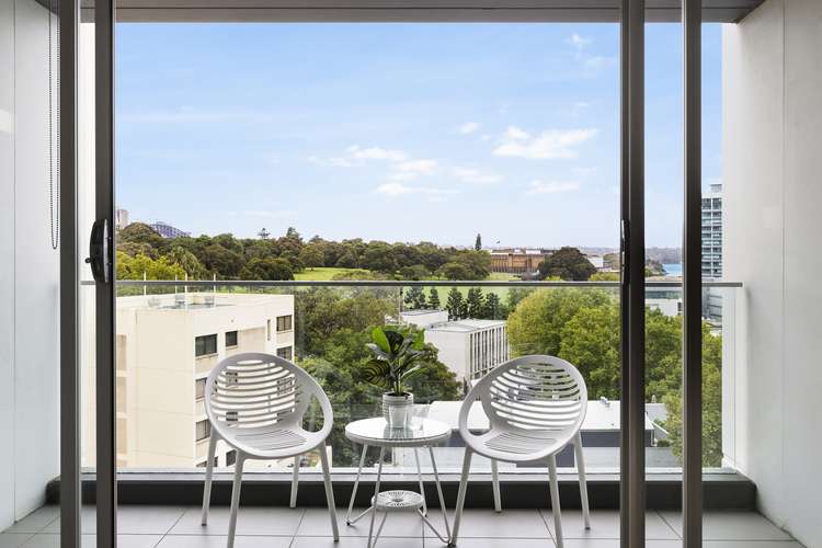 Main view of Homely apartment listing, 27/60-70 William Street, Woolloomooloo NSW 2011