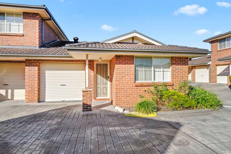 Main view of Homely villa listing, 4/162-164 Chifley Street, Wetherill Park NSW 2164