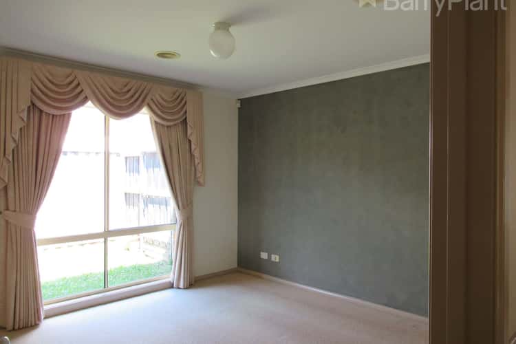 Fourth view of Homely house listing, 8 Springwater Crescent, Cranbourne VIC 3977