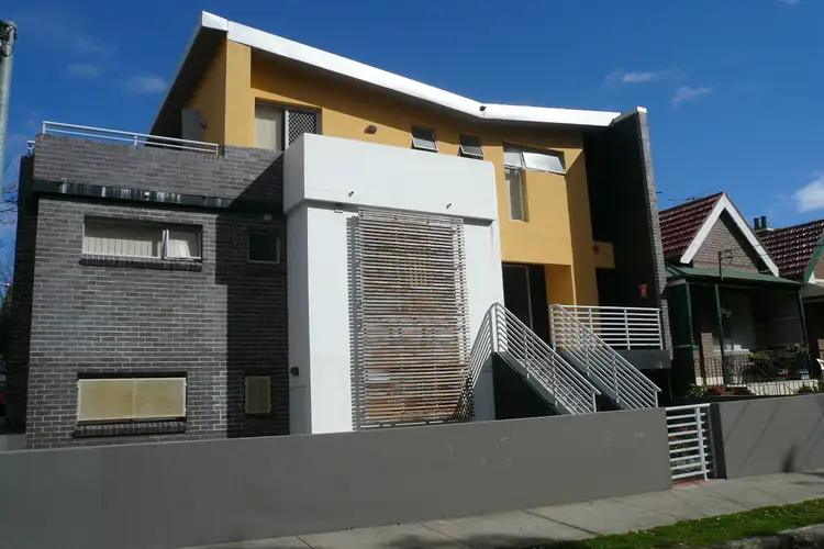 10/94 Brighton Street