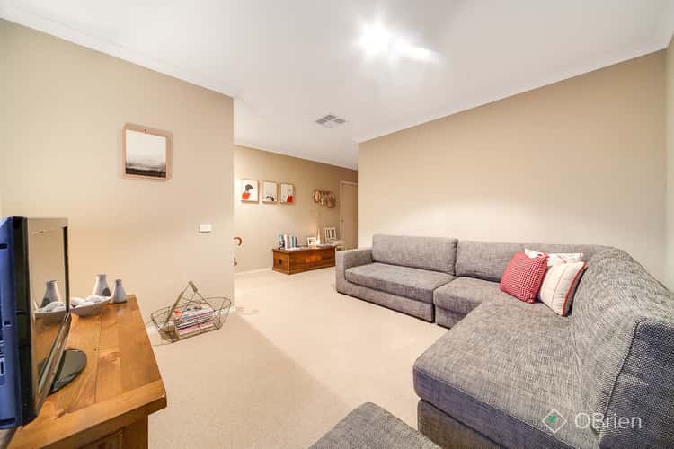 Second view of Homely house listing, 5 Malfoy Mews, Cranbourne VIC 3977