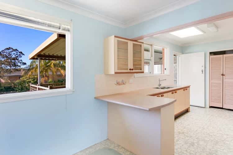 Second view of Homely house listing, 32 Reynolds Crescent, Beacon Hill NSW 2100