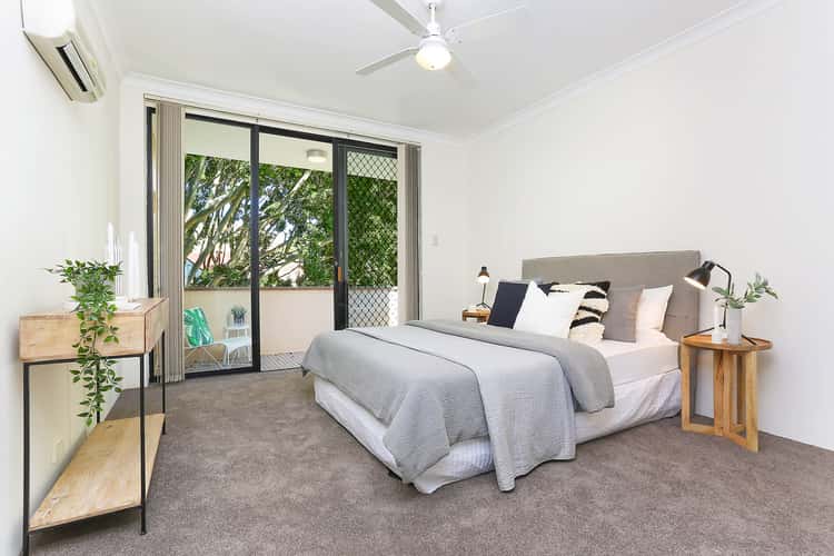 Fourth view of Homely apartment listing, 3/1 Forest Knoll Avenue, Bondi Beach NSW 2026