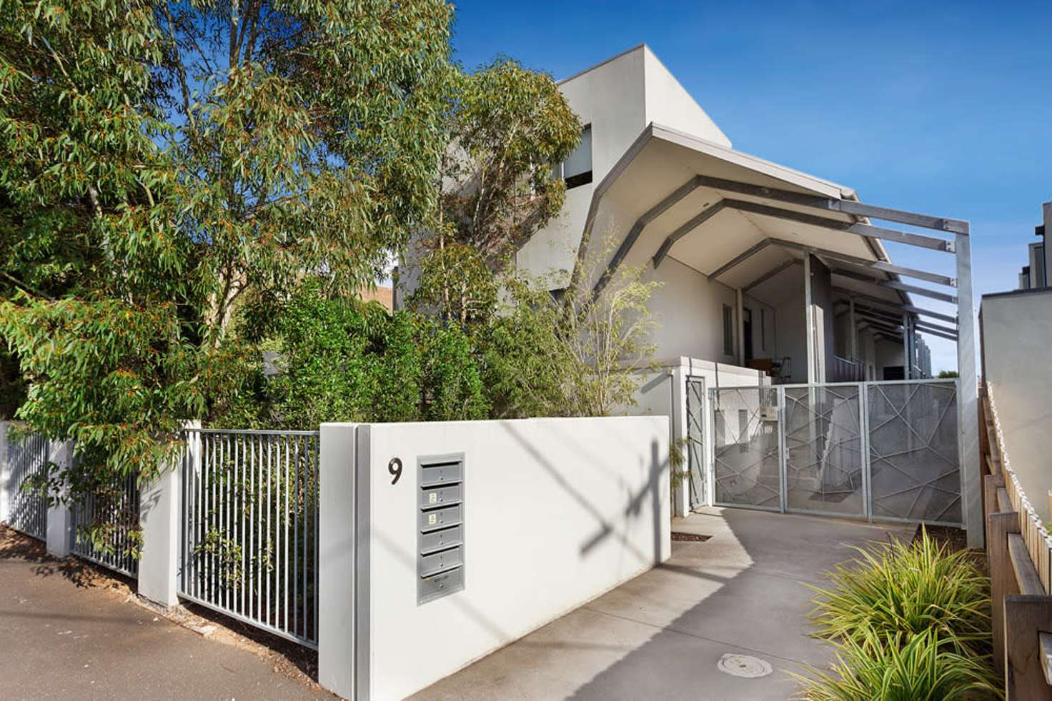 Main view of Homely townhouse listing, 1/9 Sandown Road, Ascot Vale VIC 3032