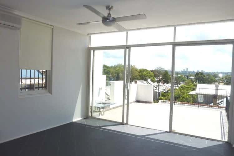 Third view of Homely apartment listing, 2/321A Darling Street, Balmain NSW 2041