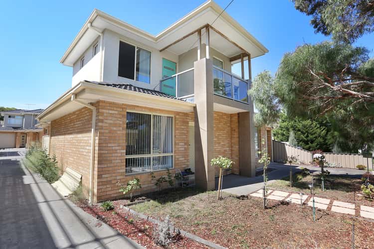 Main view of Homely townhouse listing, 1/136 Kitchener Street, Broadmeadows VIC 3047