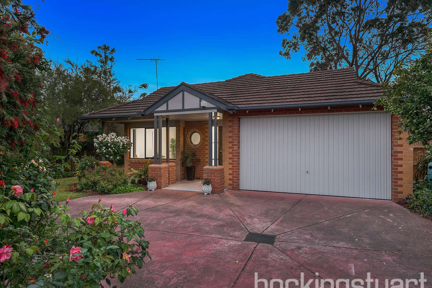 Main view of Homely townhouse listing, 2/28 Alfred Street, Beaumaris VIC 3193
