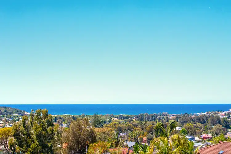 24 Jocelyn Street, North Curl Curl NSW 2099
