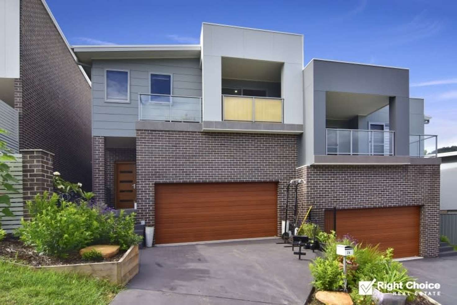 Main view of Homely townhouse listing, 2A Valley View Crescent, Albion Park NSW 2527