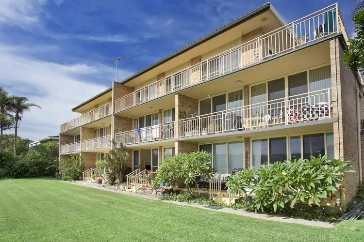 2/43 Adams Street, Curl Curl NSW 2096