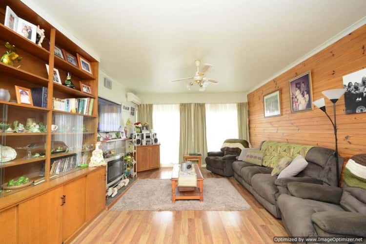 Third view of Homely house listing, 2 James Court, Bairnsdale VIC 3875