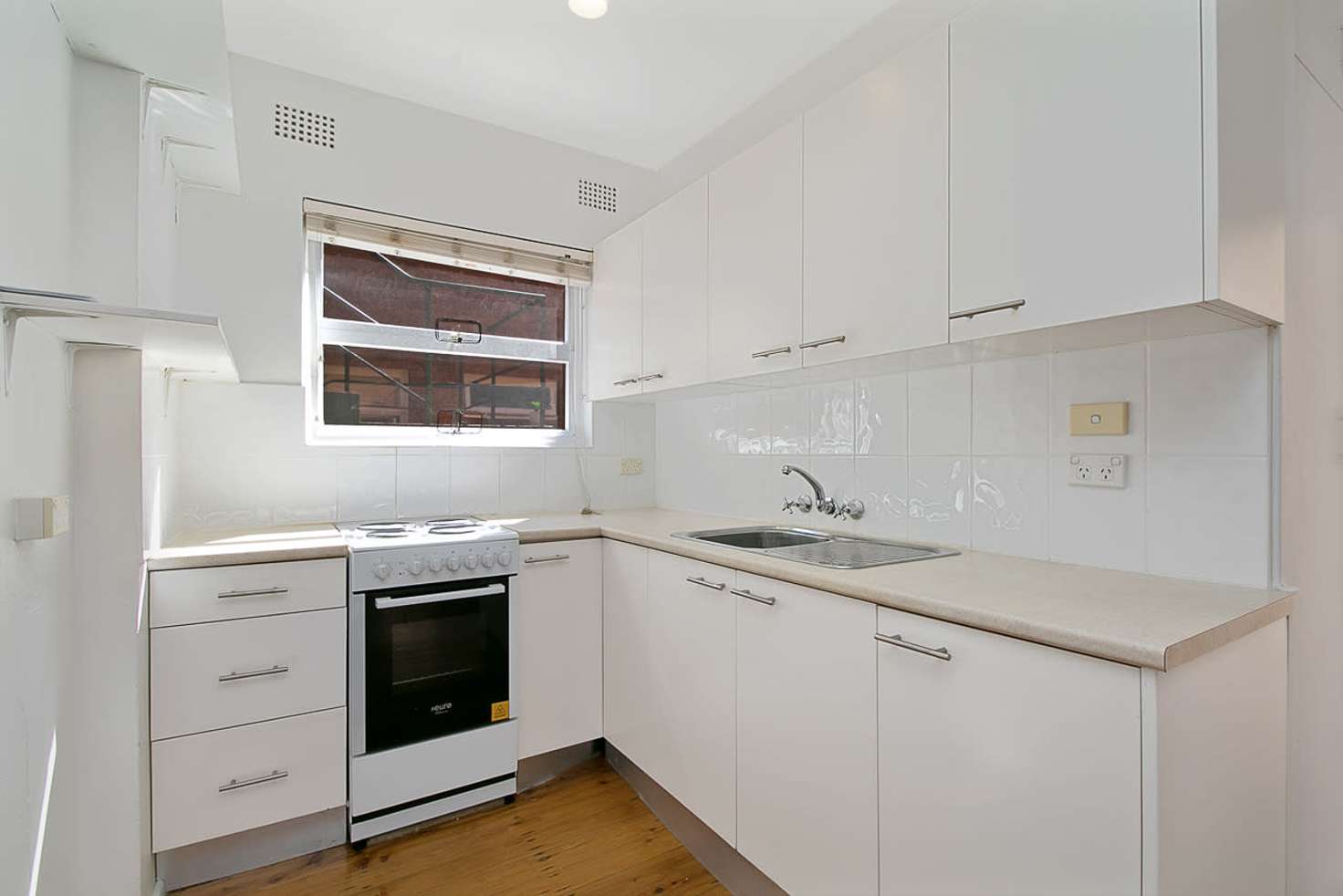 Main view of Homely unit listing, 2/9 Grafton Crescent, Dee Why NSW 2099