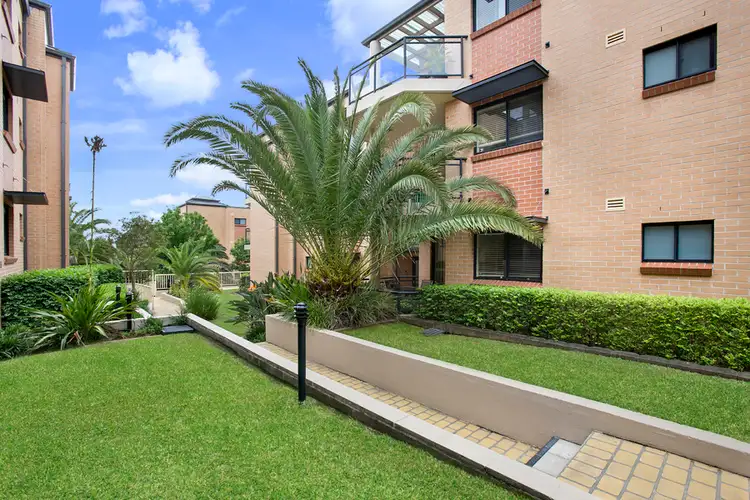 42/1-7 Mansfield Avenue