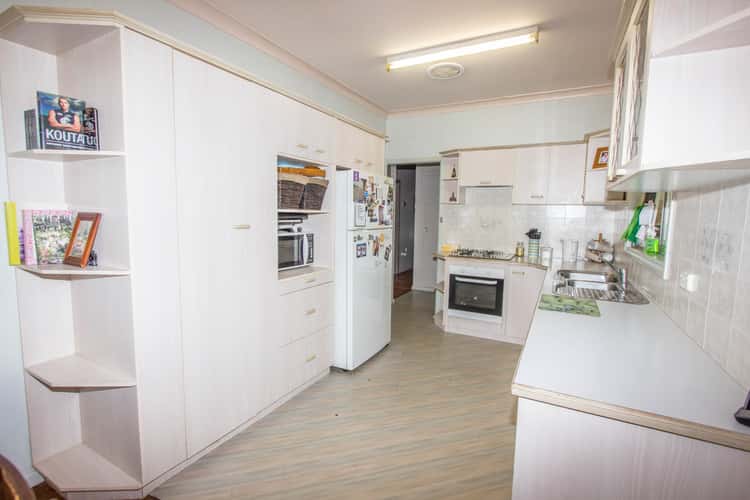 Fifth view of Homely house listing, 7 Coonong Avenue, Yanco NSW 2703