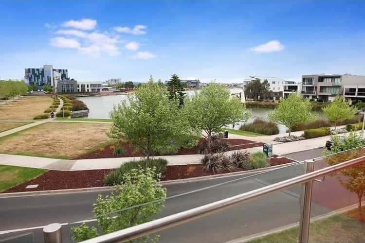 Third view of Homely apartment listing, 8/2 The Esplanade, Caroline Springs VIC 3023