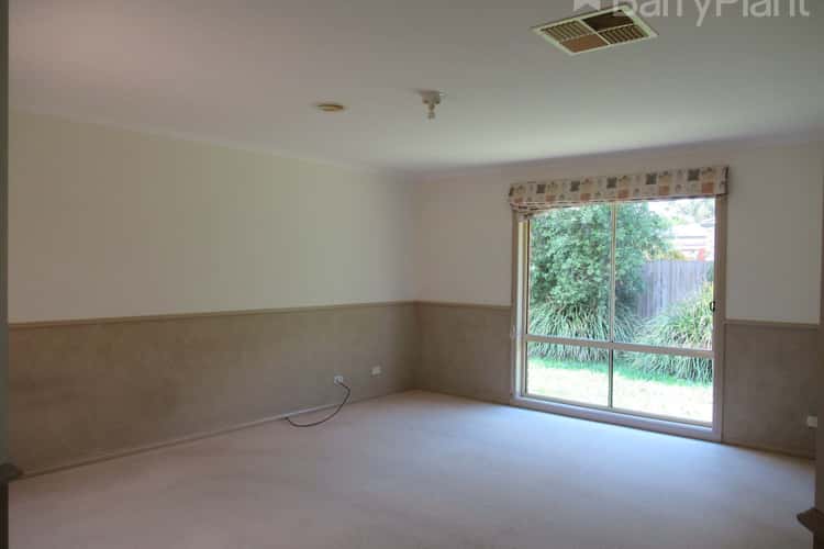 Fifth view of Homely house listing, 8 Springwater Crescent, Cranbourne VIC 3977