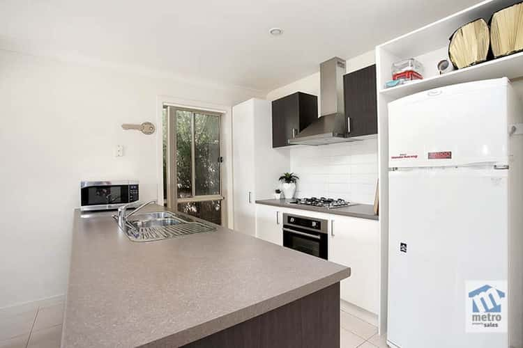 Second view of Homely house listing, 3 Glenvista Road, Pakenham VIC 3810