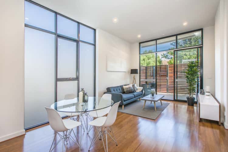 Second view of Homely apartment listing, 01/314 Pascoe Vale Road, Essendon VIC 3040