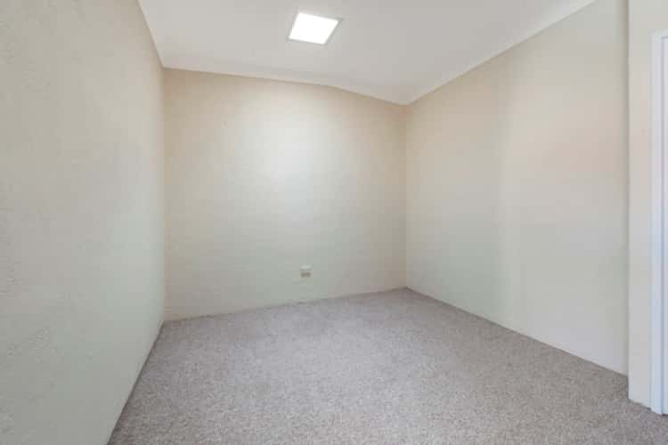 Fourth view of Homely unit listing, 5/420 Kotthoff Street, Lavington NSW 2641