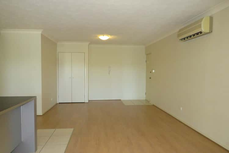 Fourth view of Homely unit listing, 3/102 Glenalva Terrace, Enoggera QLD 4051