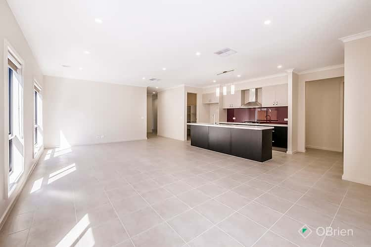 Fifth view of Homely house listing, 24 Bendigo Court, Cranbourne VIC 3977