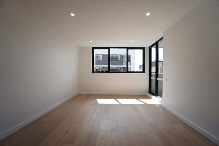 Main view of Homely apartment listing, Level 3/305/18 Hannah Street, Beecroft NSW 2119