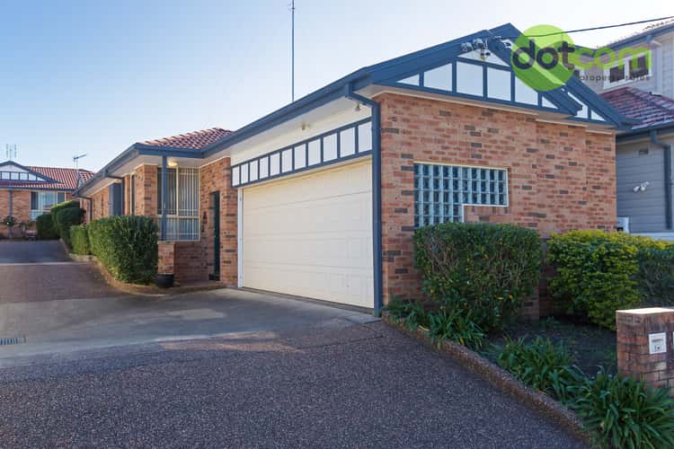 Main view of Homely villa listing, 1/224 Gosford Road, Adamstown NSW 2289