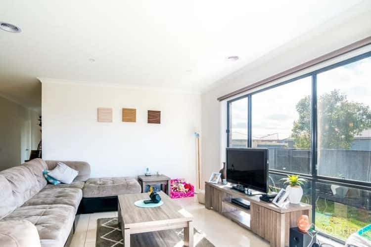 Second view of Homely house listing, 10 Featherbrook Circuit, Cranbourne North VIC 3977