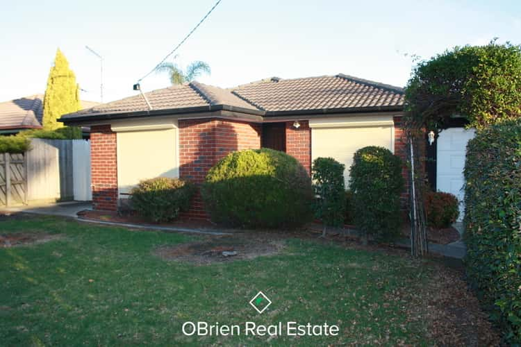 Second view of Homely house listing, 21 Simon Drive, Pakenham VIC 3810