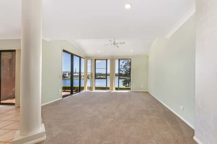 Fourth view of Homely villa listing, 4/125 Santa Cruz Boulevard, Clear Island Waters QLD 4226