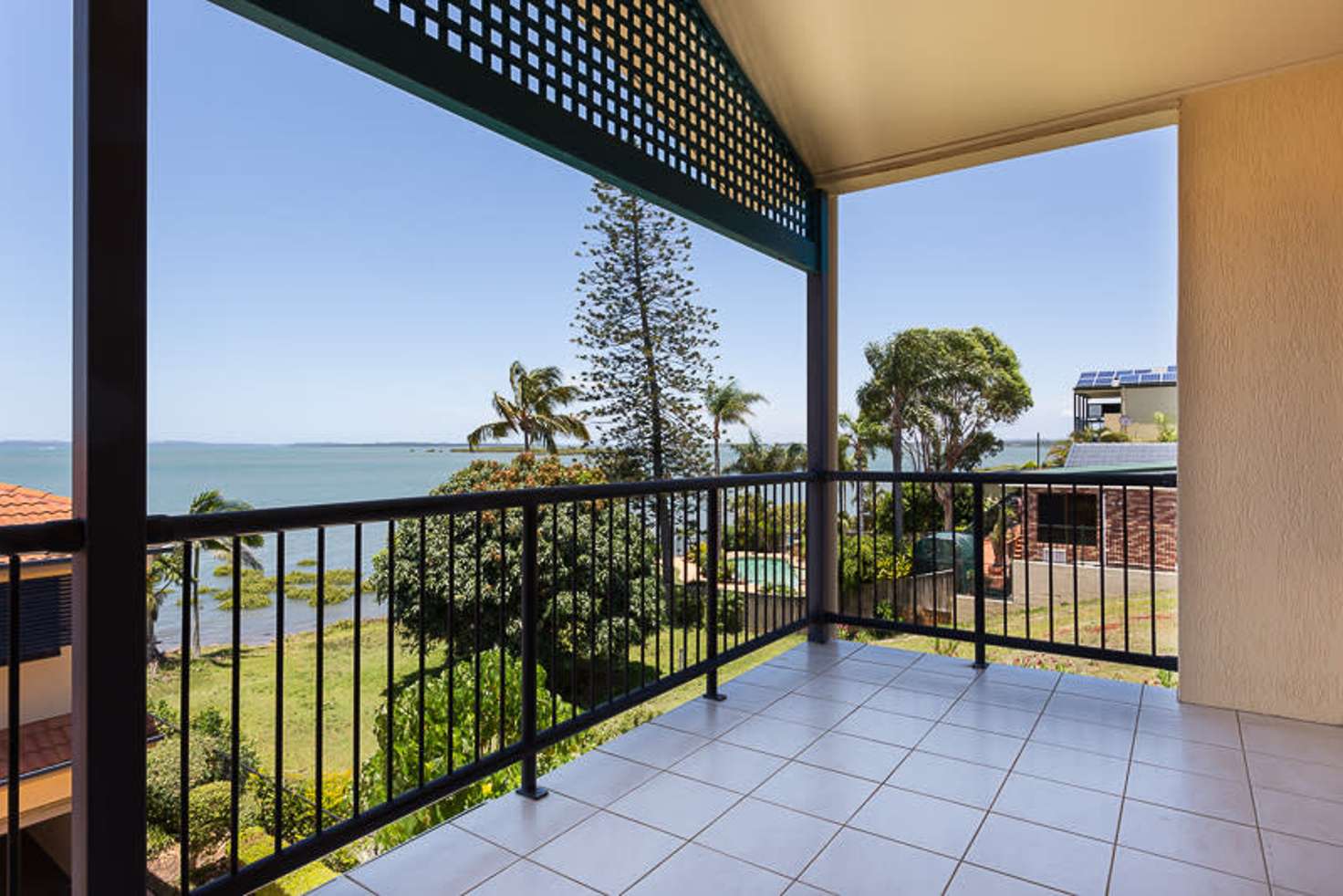 Main view of Homely townhouse listing, 1/123 Shore Street North Street, Cleveland QLD 4163