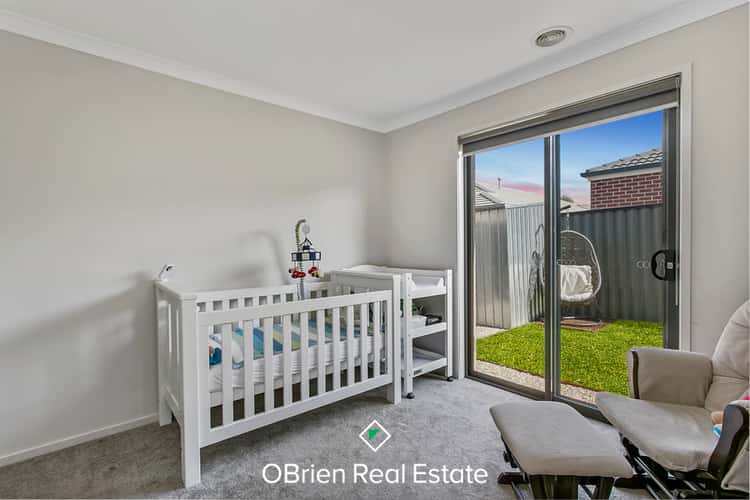 Sixth view of Homely house listing, 9 Sienna Way, Pakenham VIC 3810