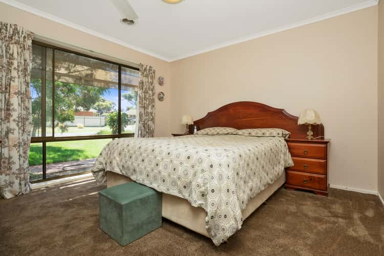 Sixth view of Homely house listing, 5 Cuddle Court, Bacchus Marsh VIC 3340