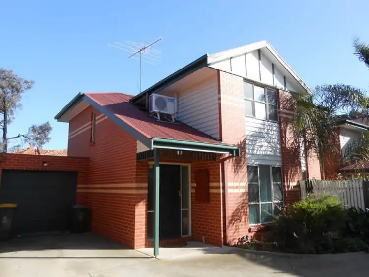 2/33 North Road