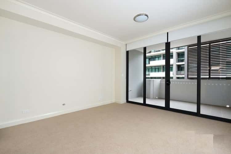 Third view of Homely unit listing, 106/2 Timbrol Avenue, Rhodes NSW 2138