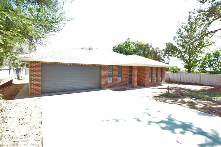 8 Audley Street, Narrandera NSW 2700