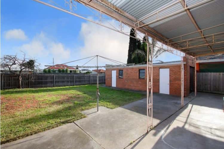 Fourth view of Homely house listing, 16 Elizabeth Court, Reservoir VIC 3073