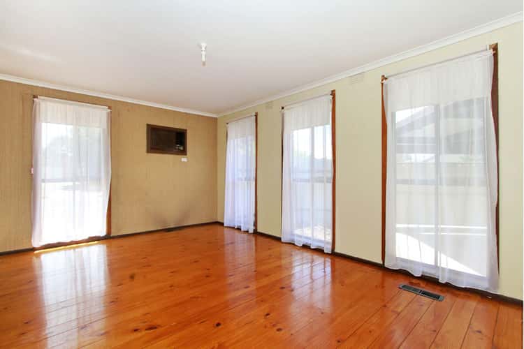 Second view of Homely house listing, 1 Sussex Court, Mill Park VIC 3082